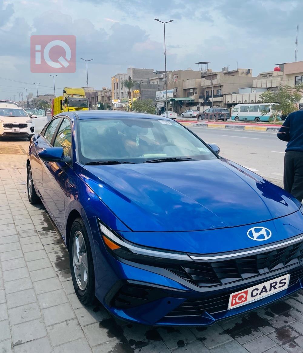 هیۆندای ئەلەنترا